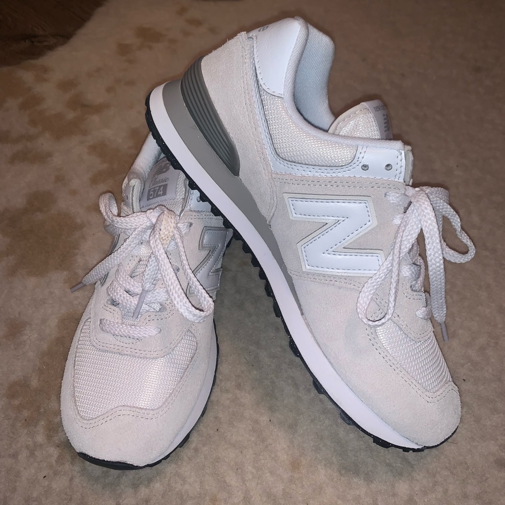 New Balance Women's 574 Core Shoes in Nimbus Cloud